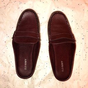 Woman’s old navy work loafers👞